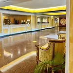 酒店 Parco Tirreno 4*