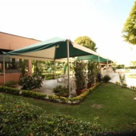 Ξενοδοχείο Parco Tirreno